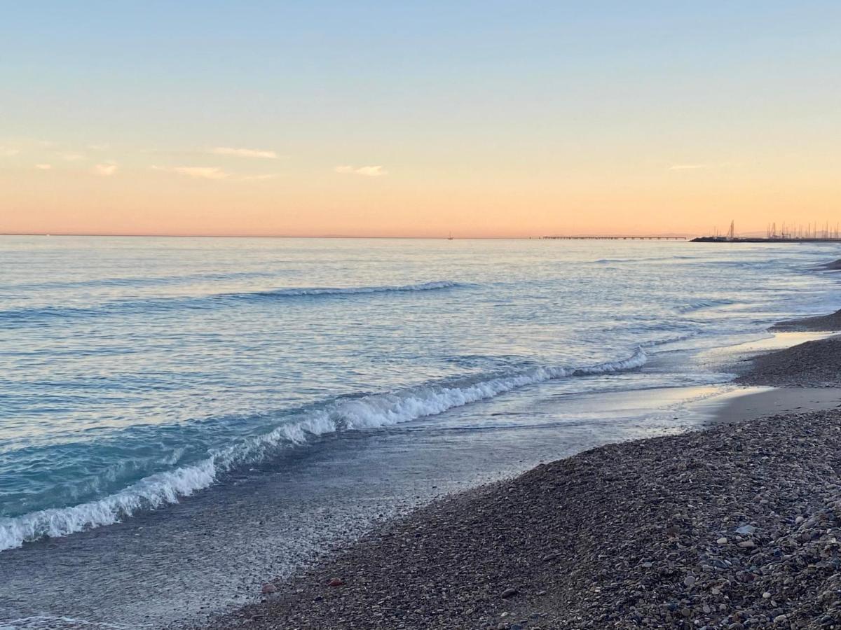 Lowenva Beach Apartment Canet d'En Berenguer Buitenkant foto